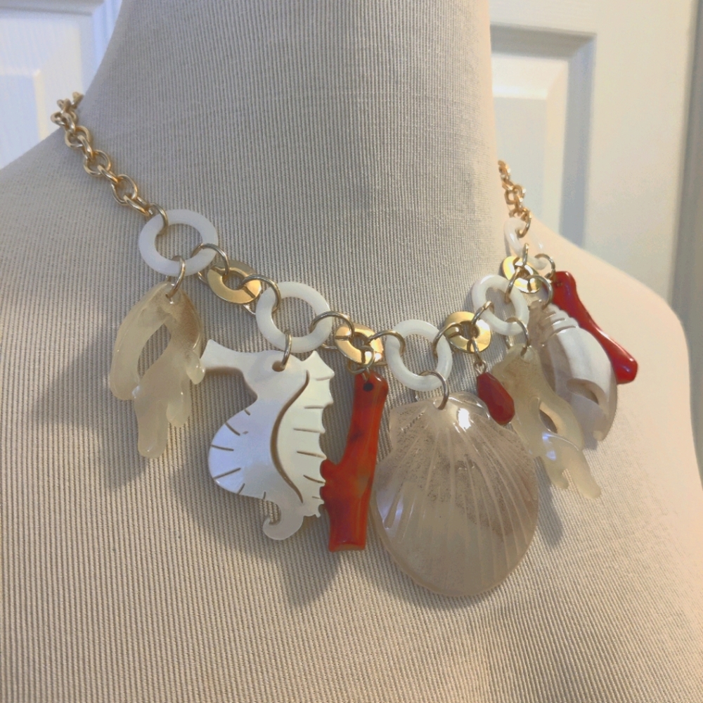 Coral & Sea Shell Plastic Acrylic Necklace Set - Picture 2 of 4